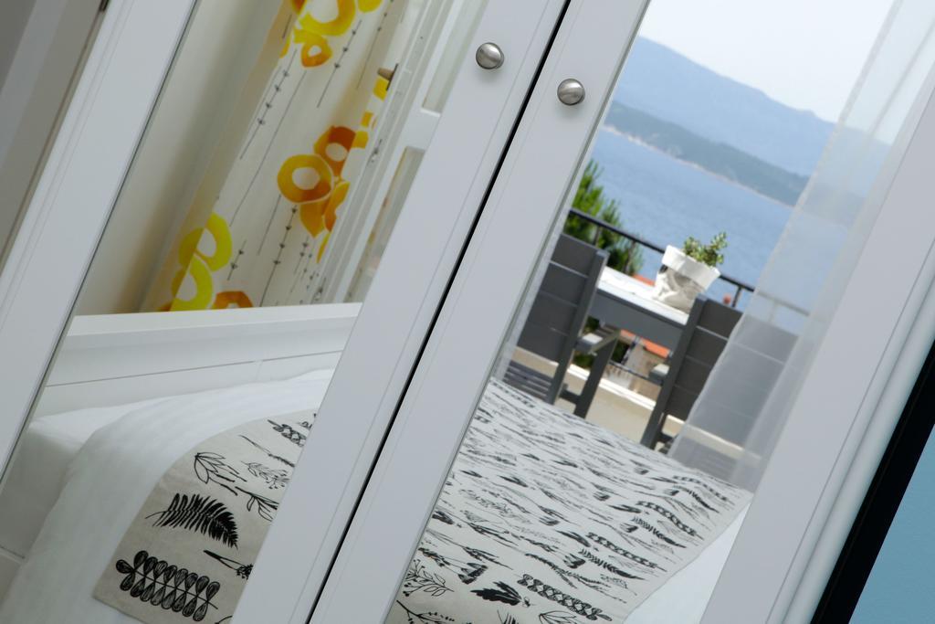 Apartments Diana - New Heated Pool Bol Exterior foto